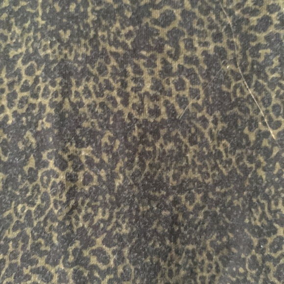 5$ with bundle 😀 Cute top (open back!) - Picture 8 of 11